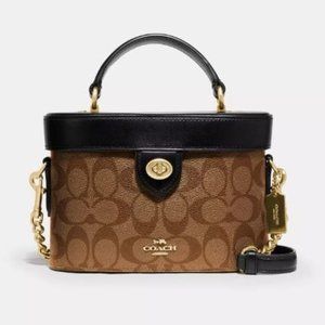 Coach - Kay Crossbody In Signature Canvas